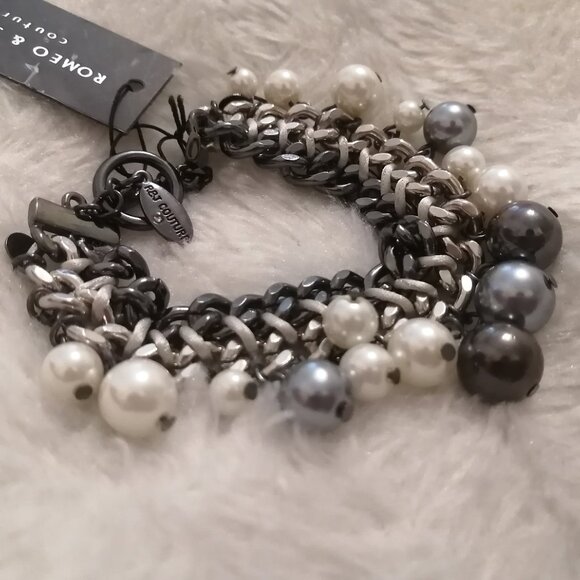 Romeo & Juliet Couture Bracelet - Picture 1 of 8